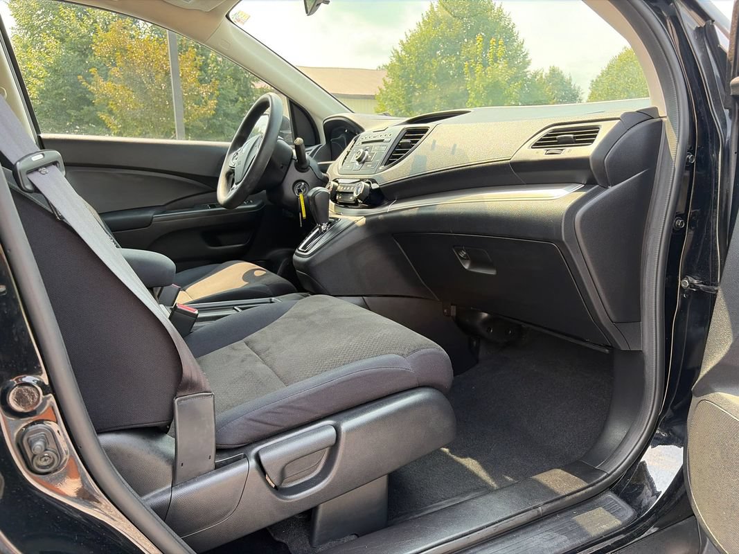Used 2016 Honda CR-V SE image 16
