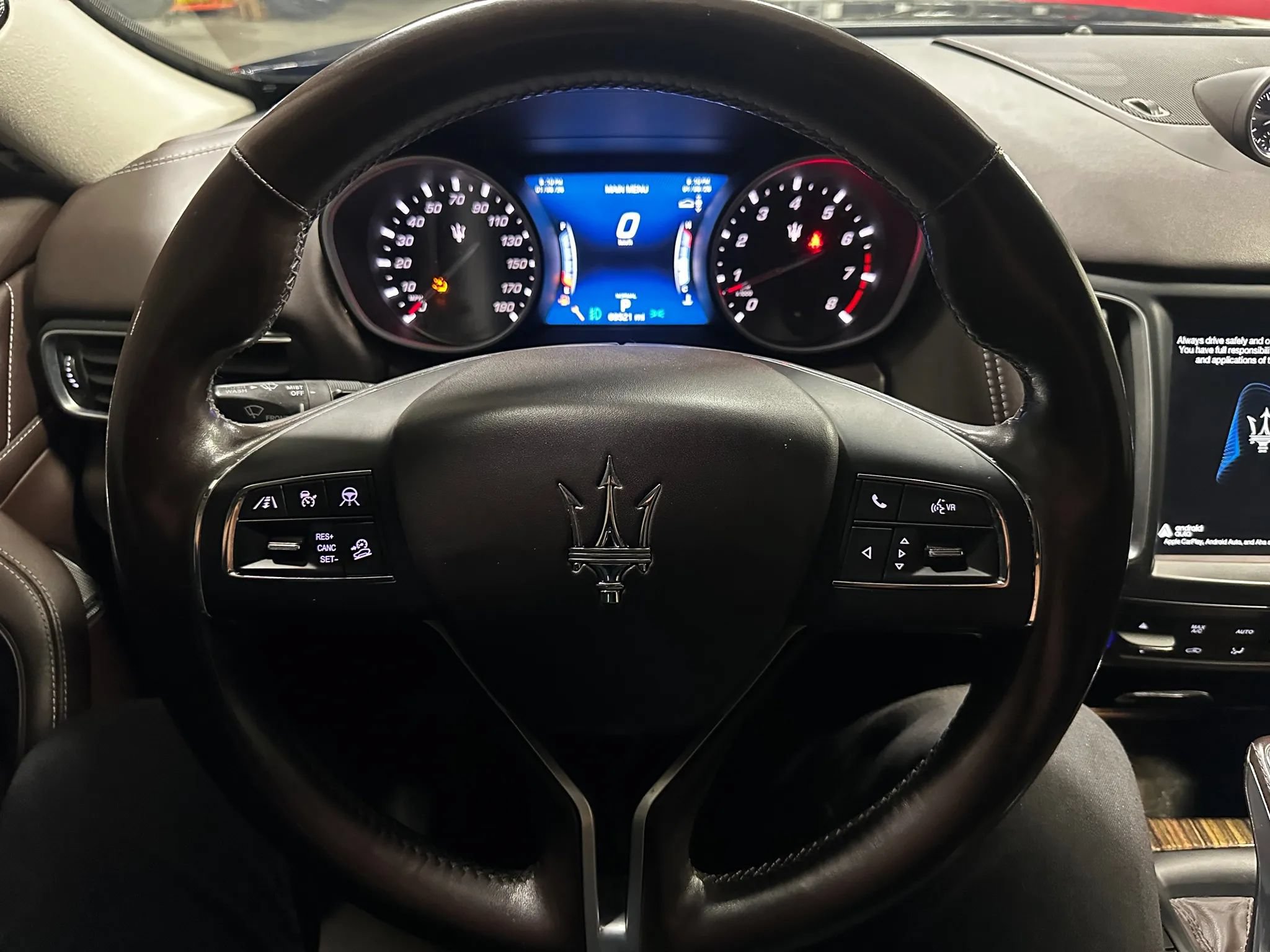 Used 2019 Maserati Levante GranLusso AWD/4WD image 30