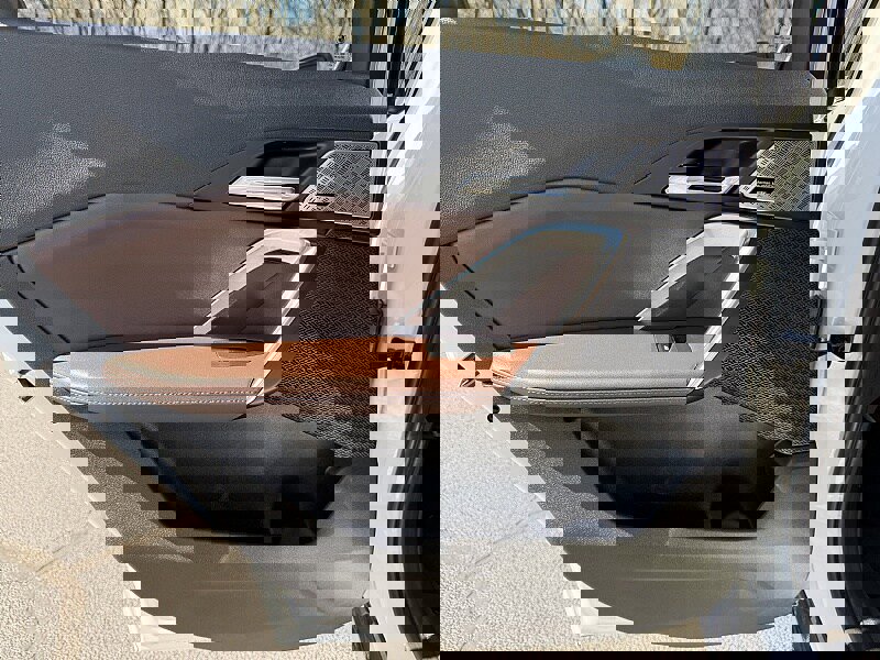 Used 2024 BMW X1 xDrive28i w/ Premium Package image 29