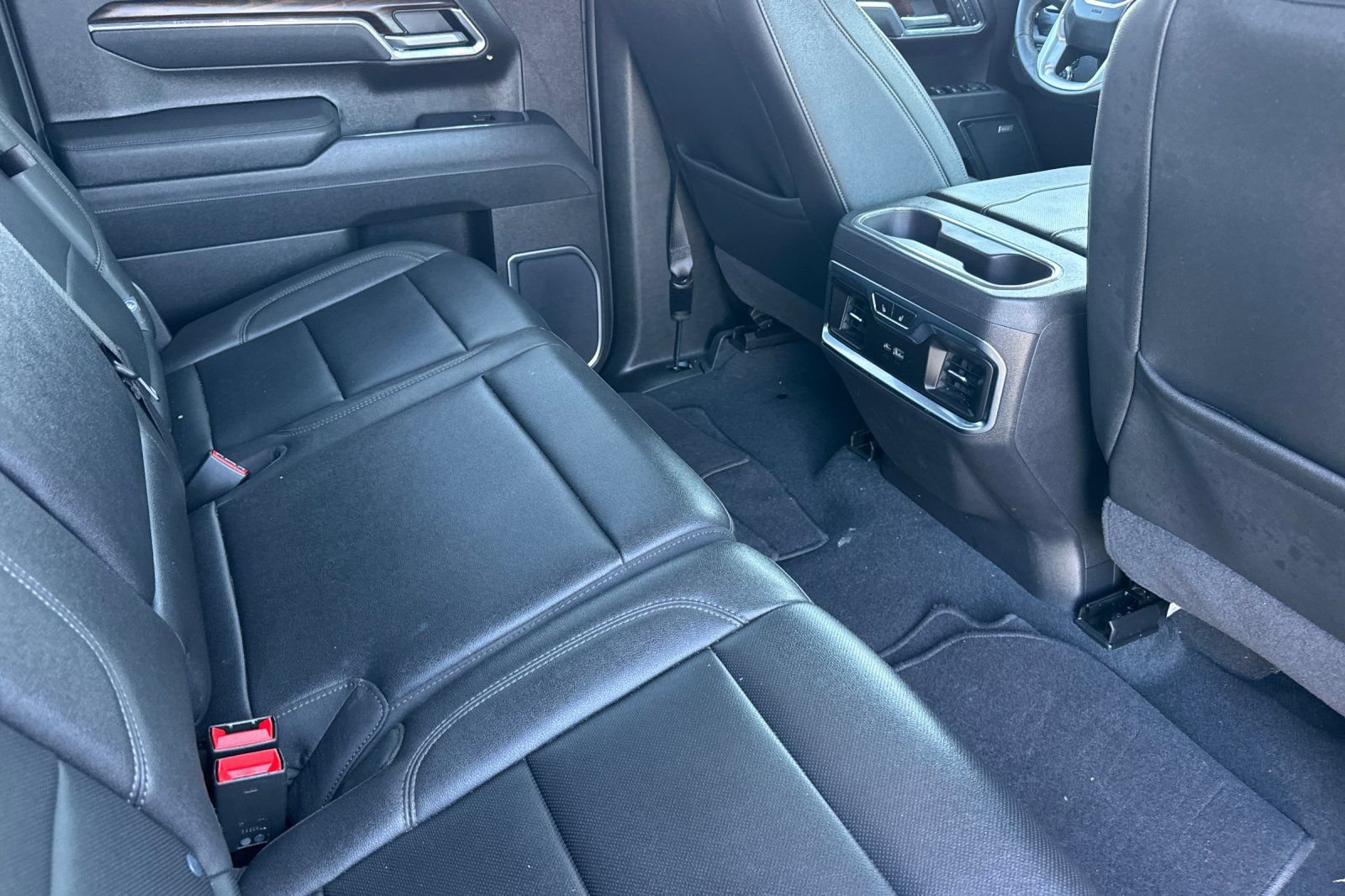 Used 2026 GMC Sierra 1500 SLT w/ SLT Premium Plus Package AWD/4WD image 17