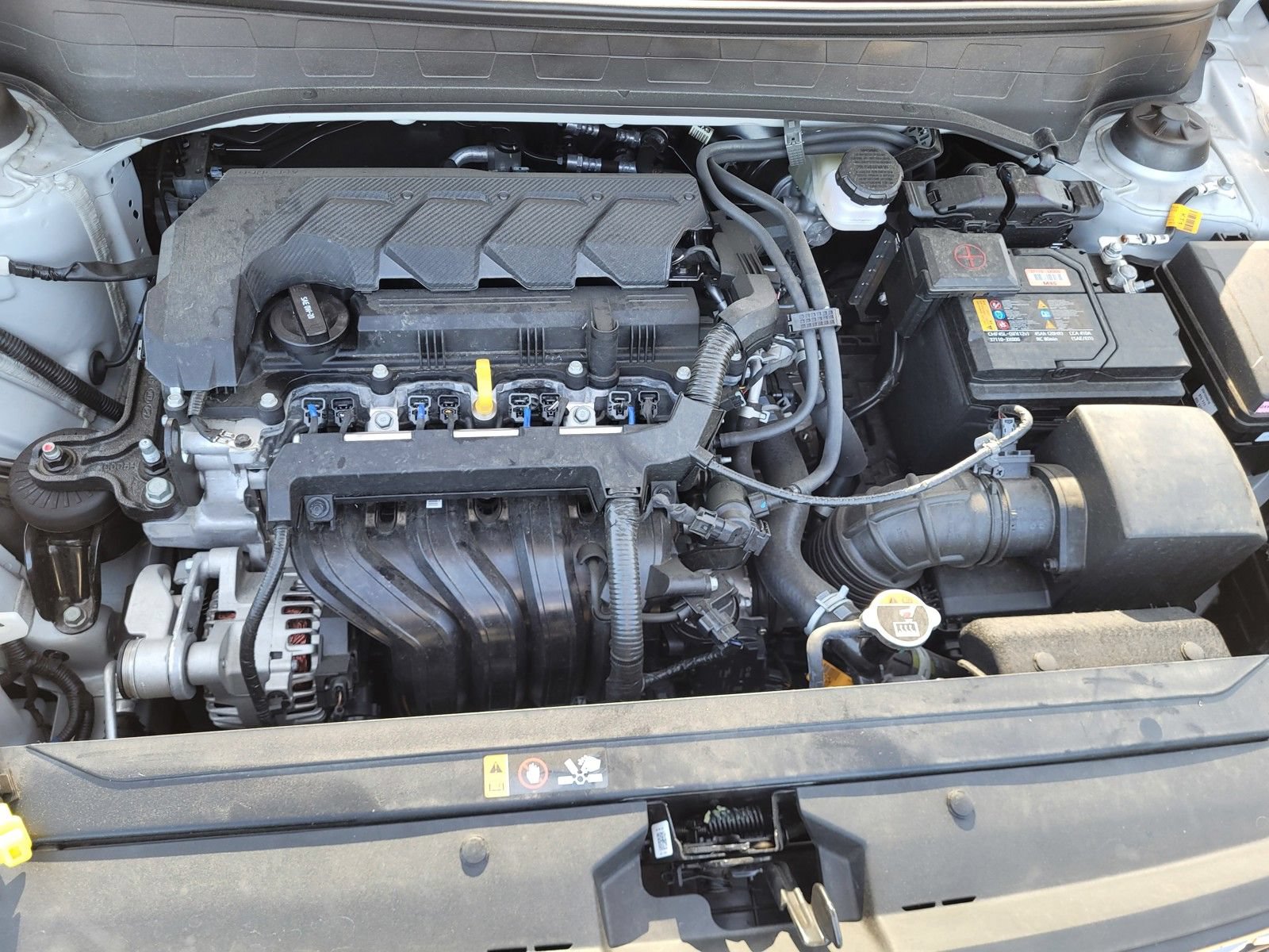 Certified 2025 Hyundai Venue SEL FWD image 34