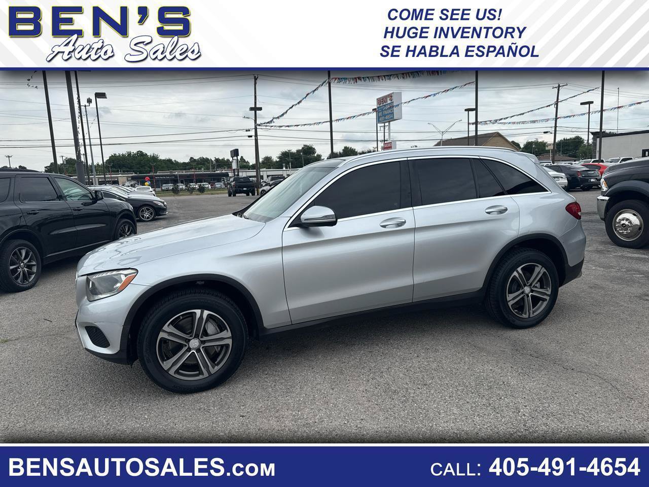 Used 2017 Mercedes-Benz GLC 300 4MATIC image 1