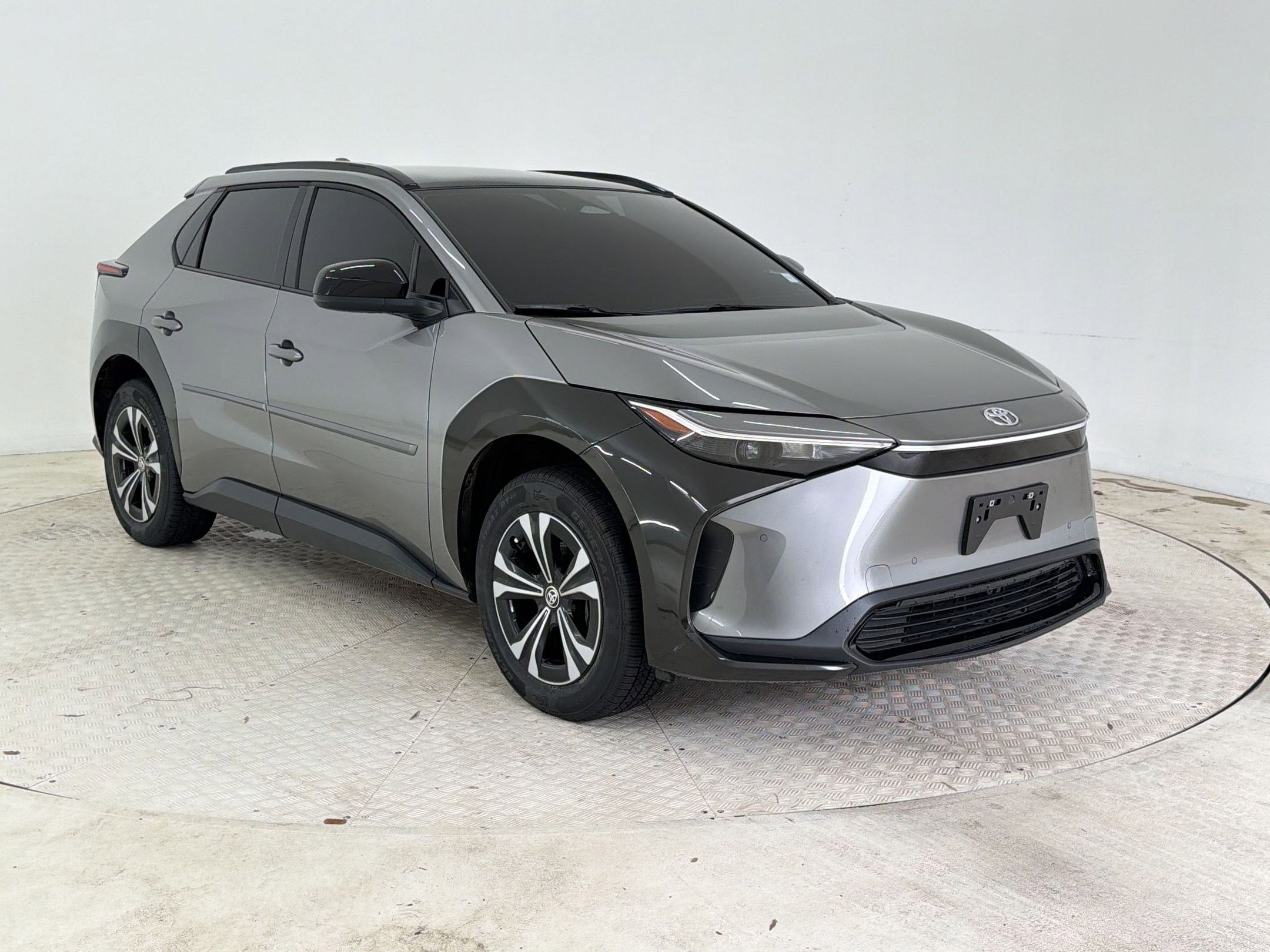 Used 2024 Toyota bZ4X AWD w/ Weather Package image 6