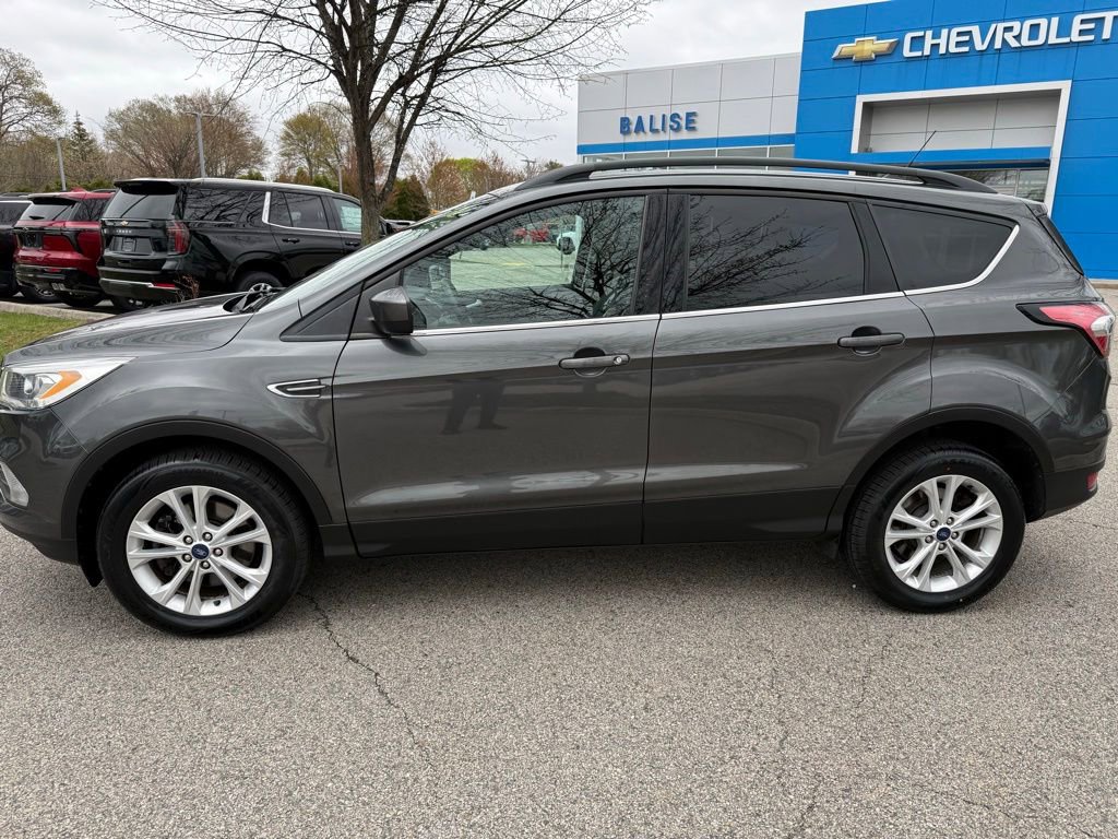Used 2018 Ford Escape SEL AWD/4WD image 2