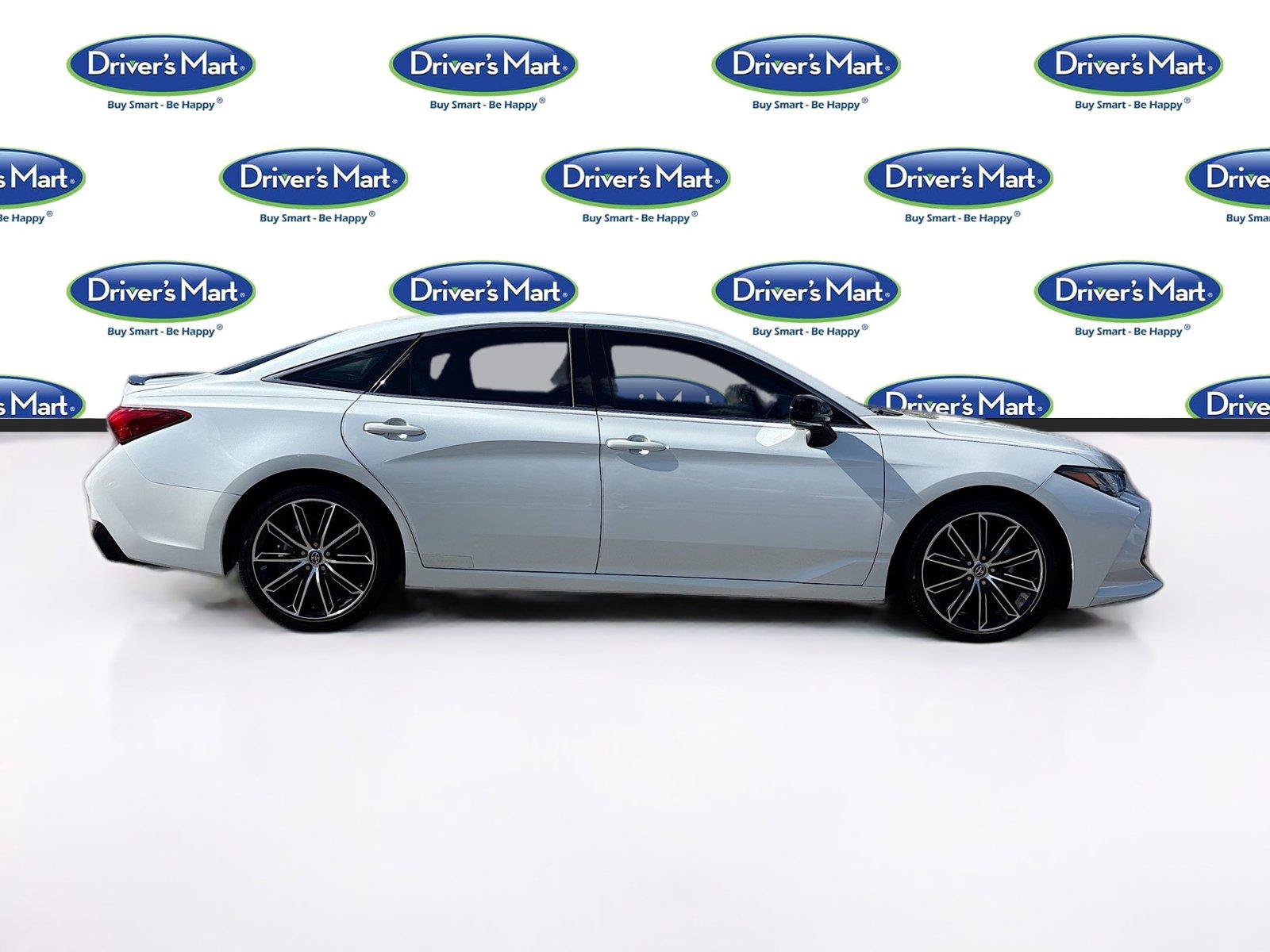 Used 2019 Toyota Avalon Touring FWD image 8