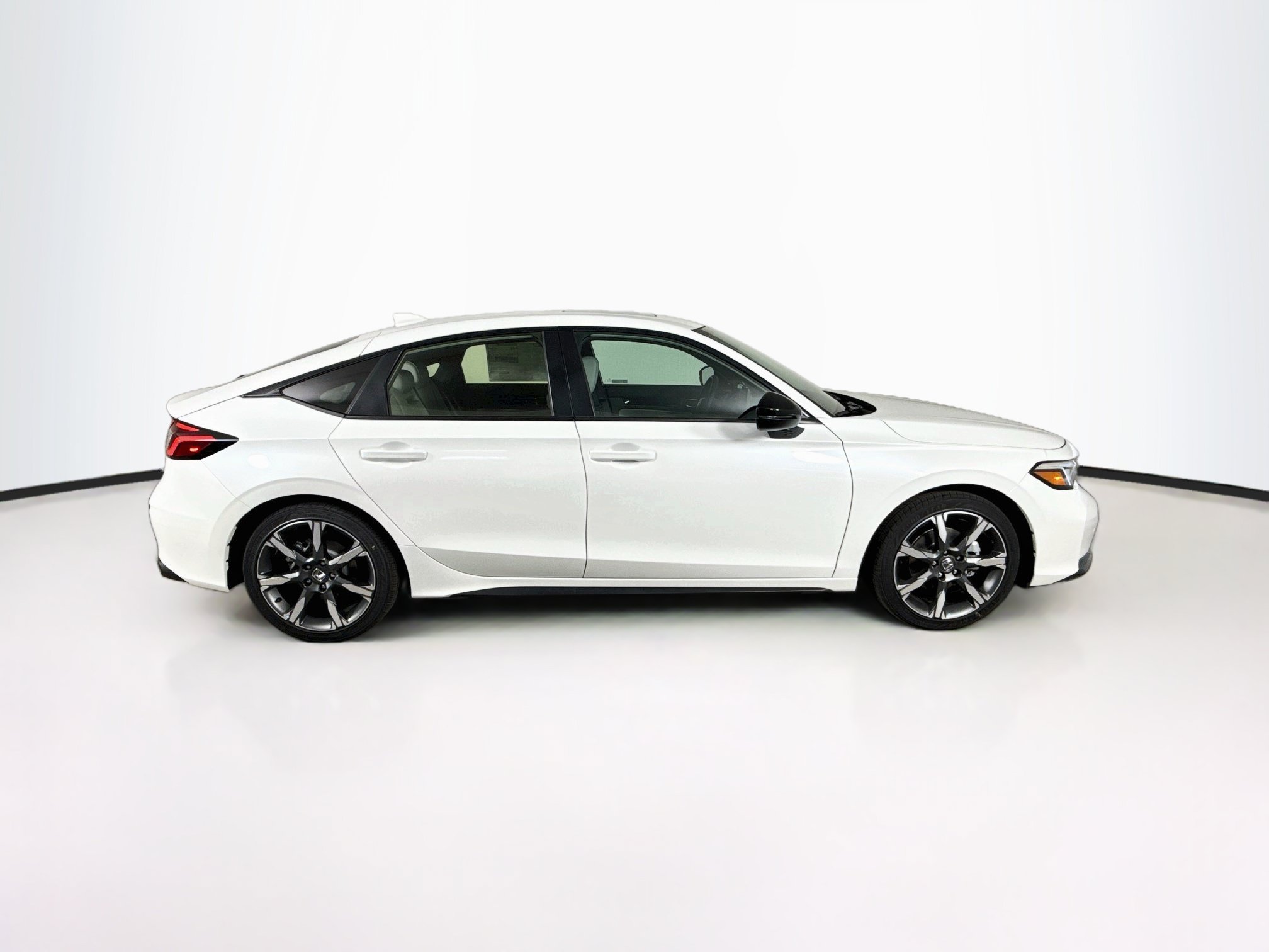 Used 2025 Honda Civic Sport Touring image 2