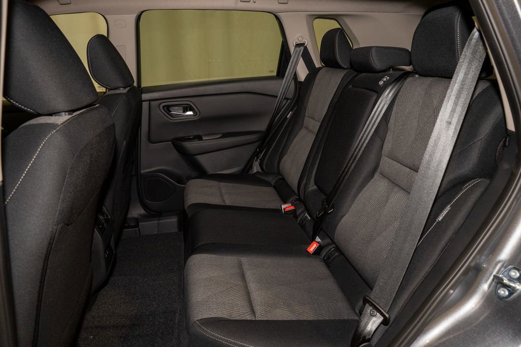 New 2026 Nissan Rogue SV image 10