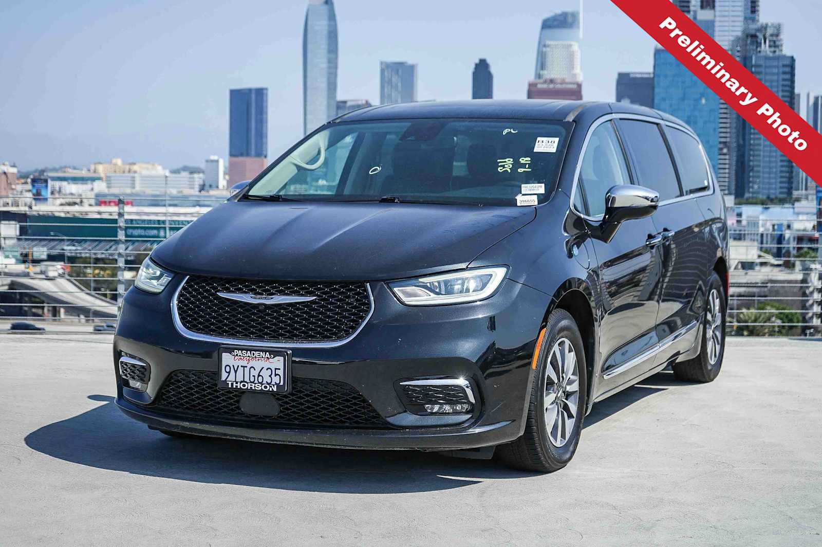 Used 2023 Chrysler Pacifica Limited