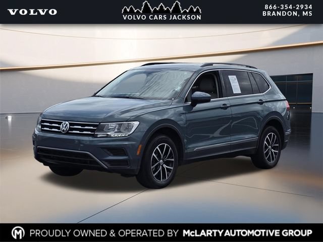 Used 2021 Volkswagen Tiguan SE w/ Panoramic Sunroof Package FWD image 7