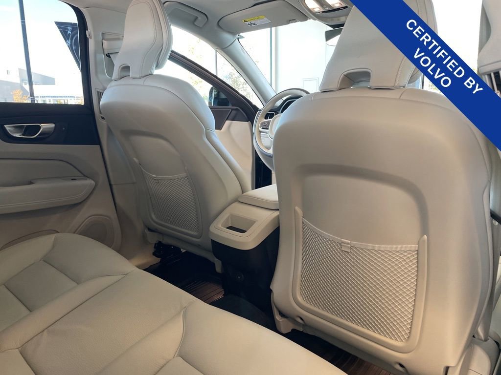 New 2025 Volvo XC60 B5 Plus w/ Protection Package Premier image 12