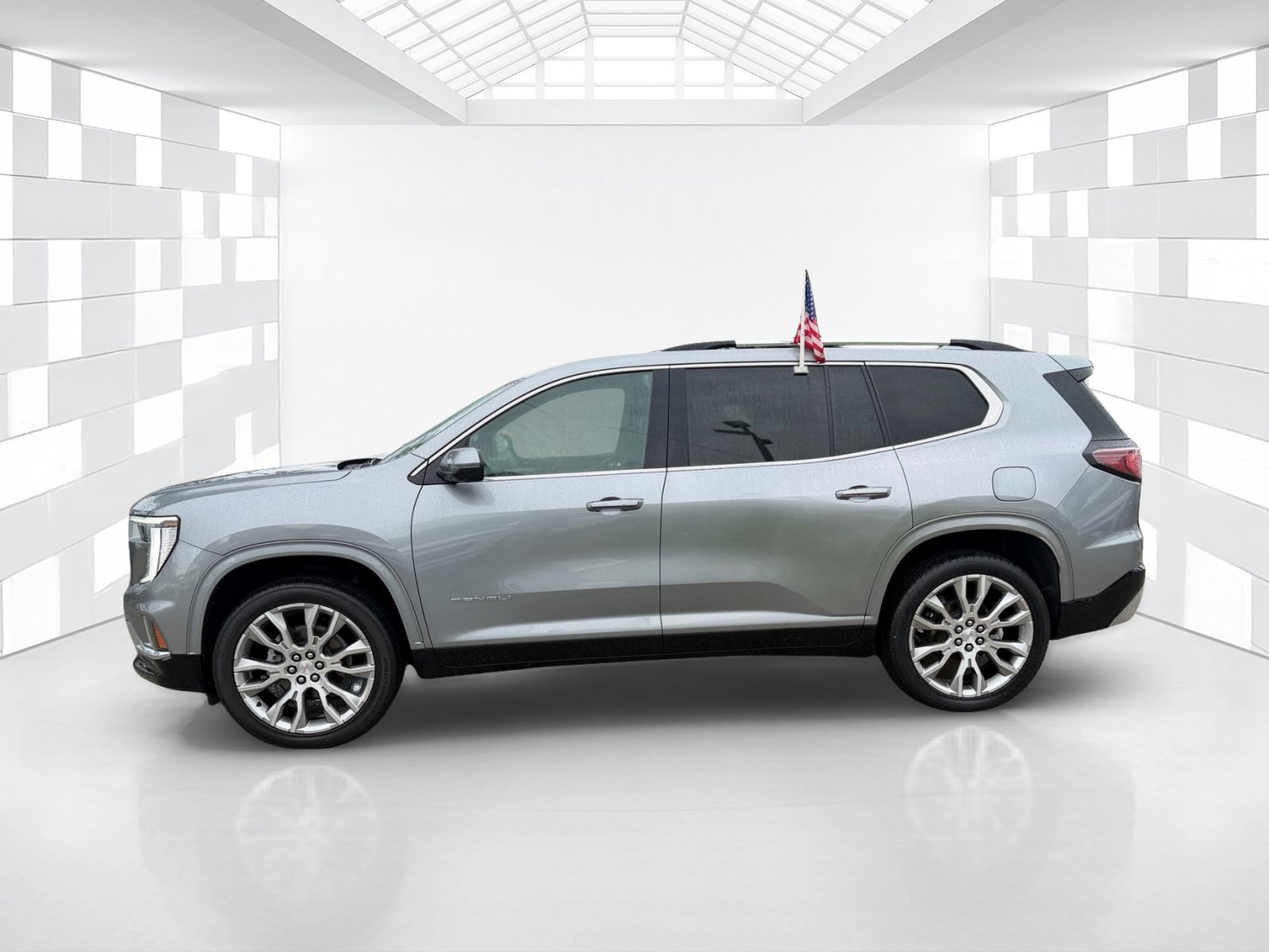 Used 2024 GMC Acadia Denali FWD image 4
