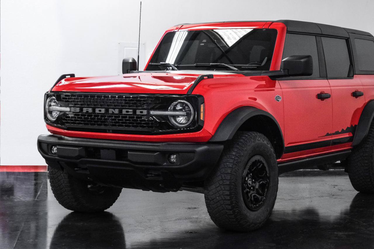 Used 2022 Ford Bronco Wildtrak AWD/4WD image 7