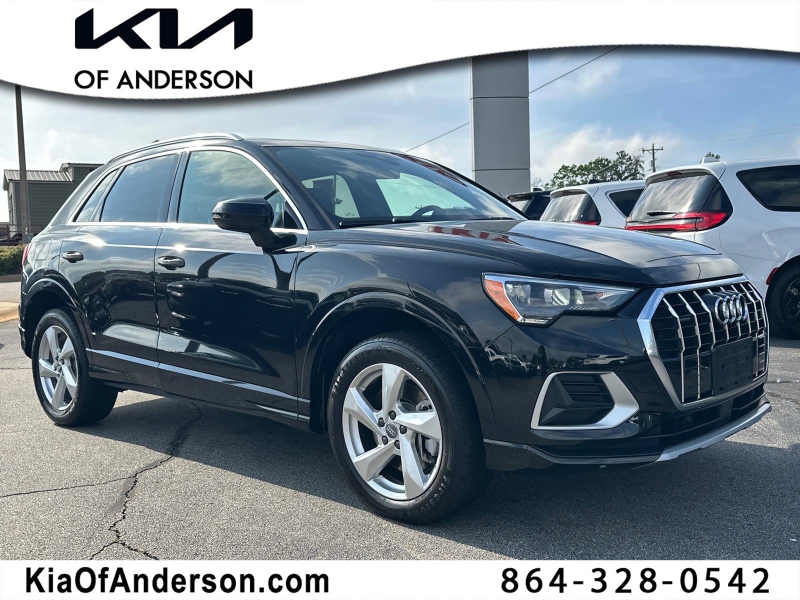 Used 2019 Audi Q3 2.0T Premium AWD/4WD image 1