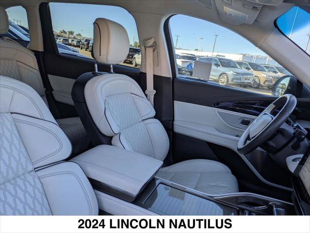 Used 2024 Lincoln Nautilus Black Label w/ Jet Appearance Package (87T) image 27