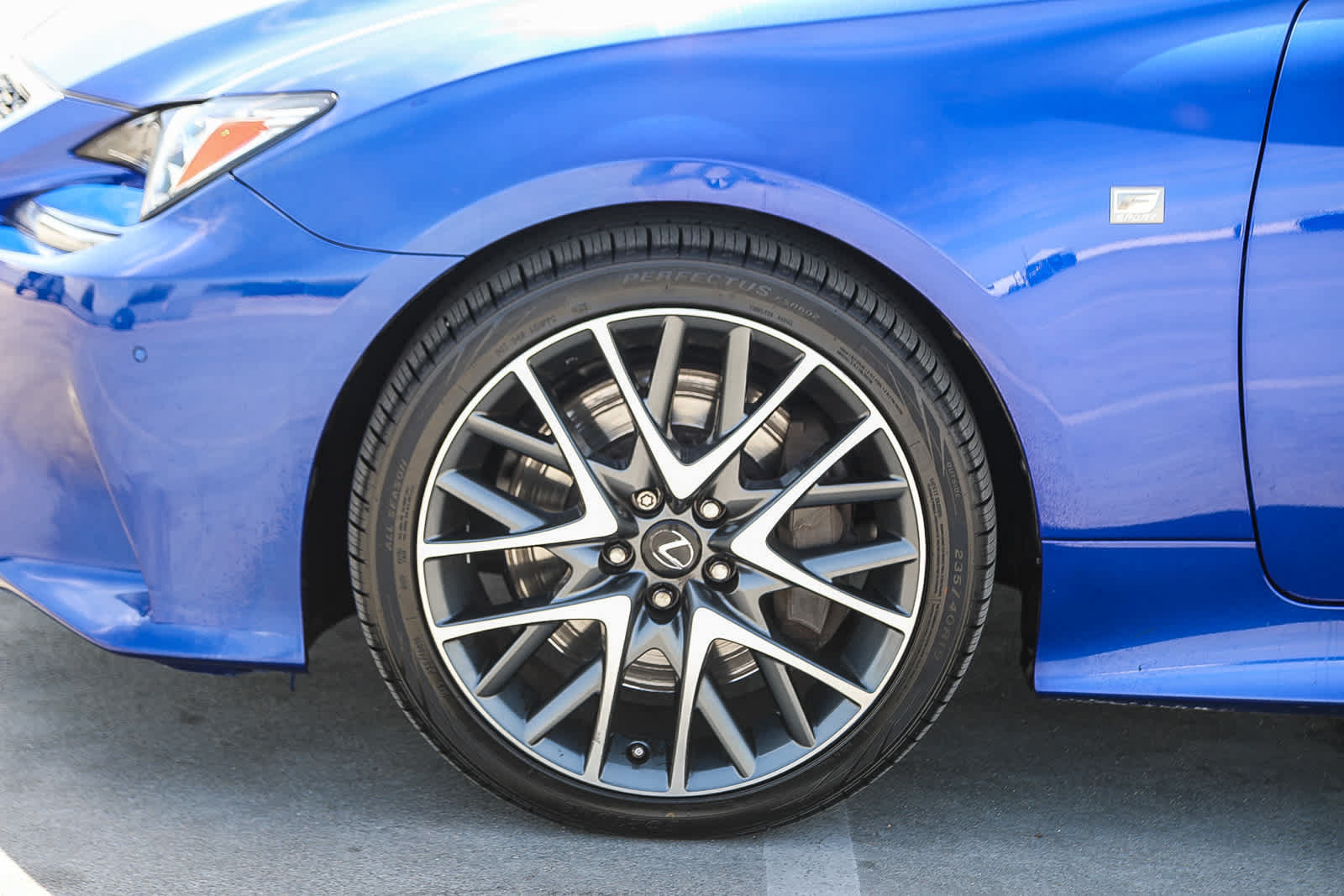 Used 2016 Lexus RC 200t RWD image 10