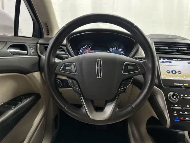 Used 2019 Lincoln MKC Reserve w/ MKC Climate Package FWD image 15