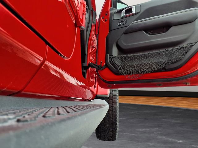 Used 2018 Jeep Wrangler Unlimited Sahara image 23