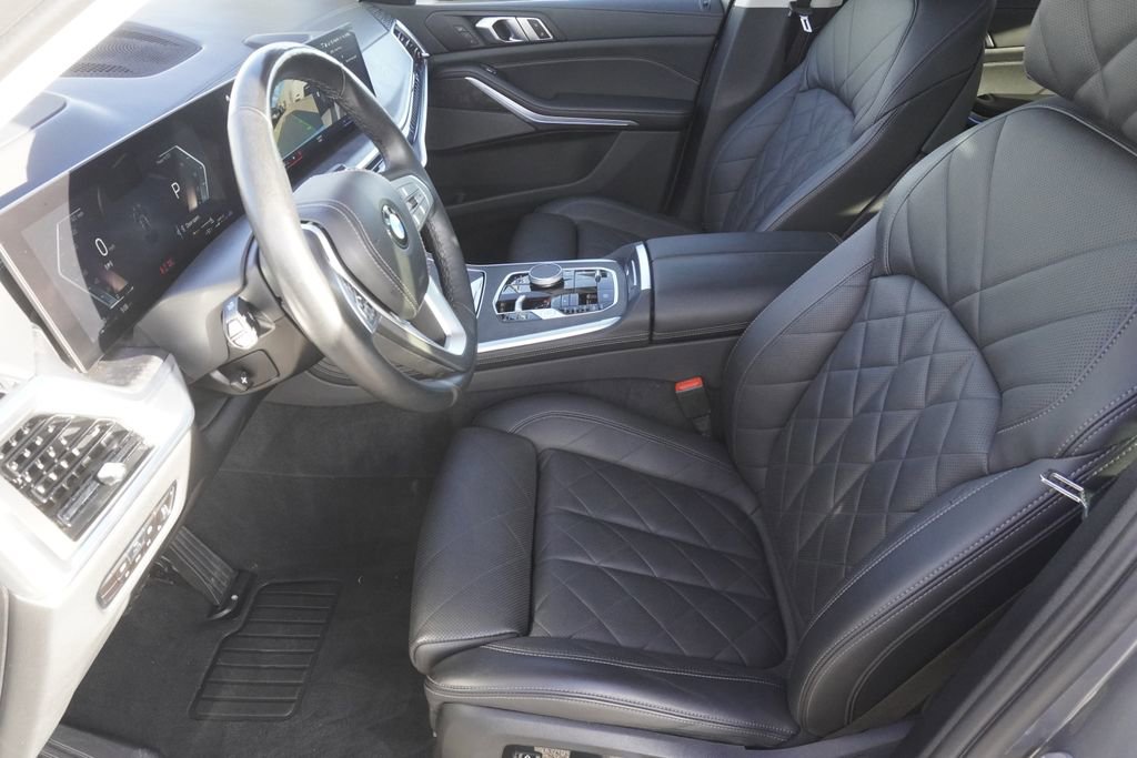 Used 2023 BMW X7 xDrive40i w/ Premium Package image 19