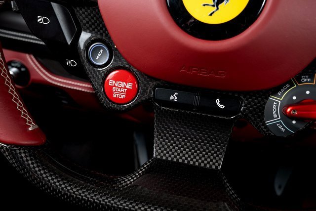 Used 2022 Ferrari F8 Tributo image 37