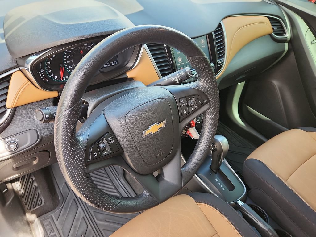 Used 2019 Chevrolet Trax LT w/ LPO, Protection Package AWD/4WD image 9