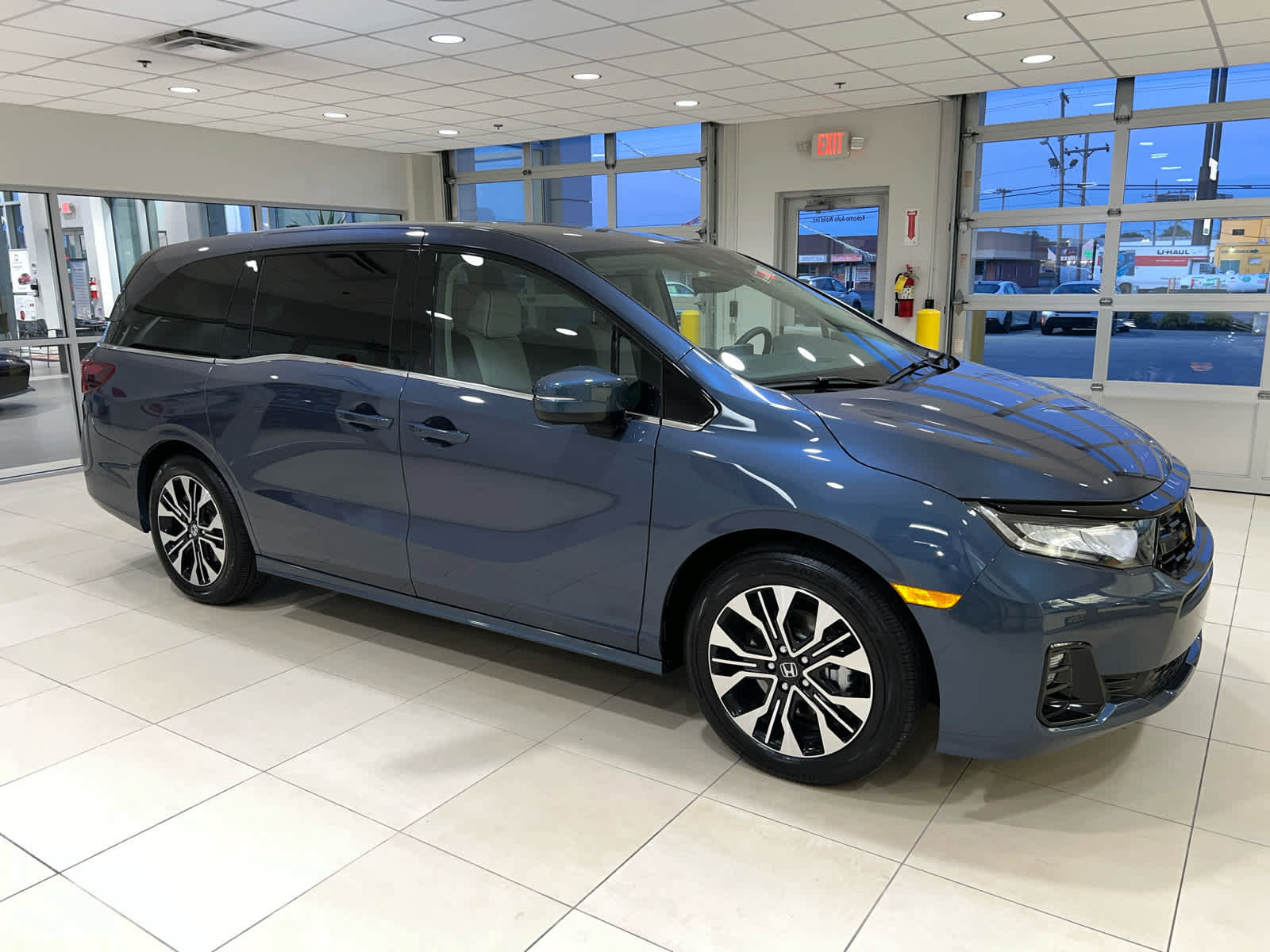 Certified 2026 Honda Odyssey Elite image 1