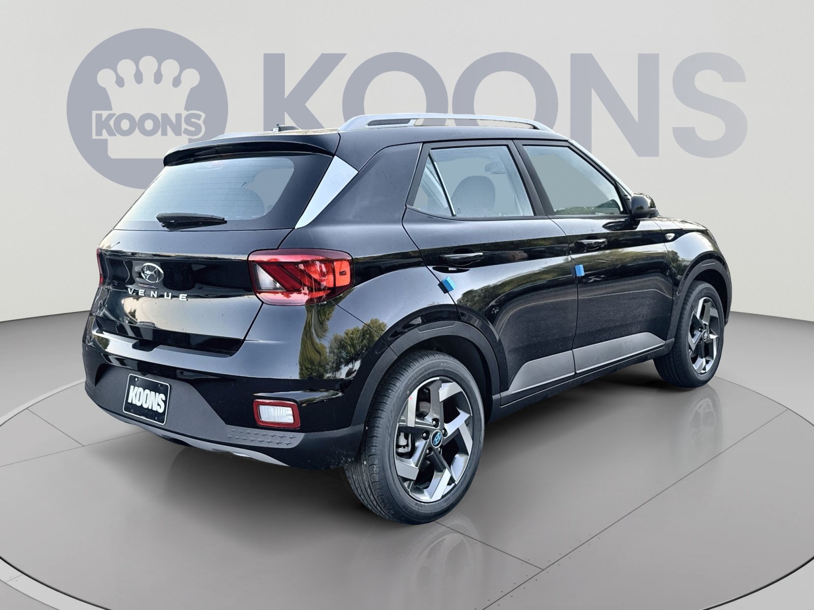 New 2026 Hyundai Venue SEL FWD image 7