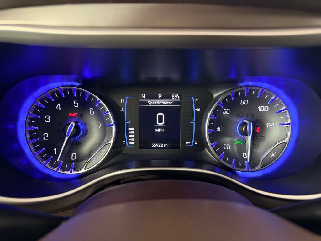 Used 2018 Chrysler Pacifica Touring Plus FWD image 14