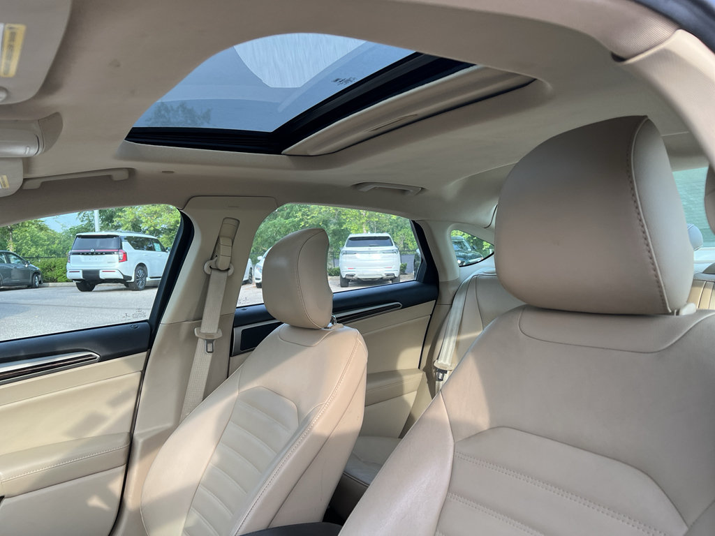 Used 2013 Ford Fusion SE FWD image 10
