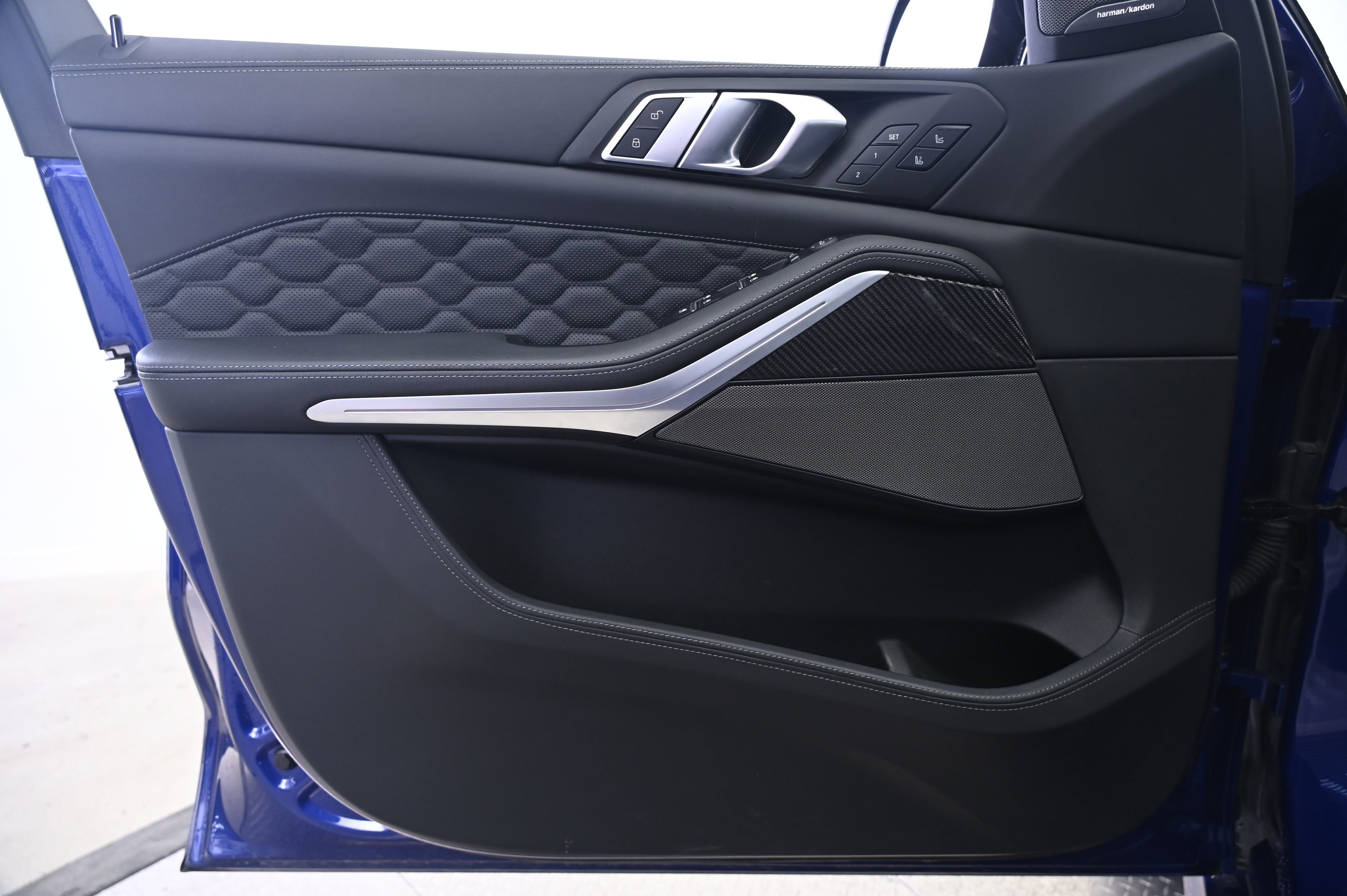 Used 2022 BMW X5 M w/ Executive Package image 26