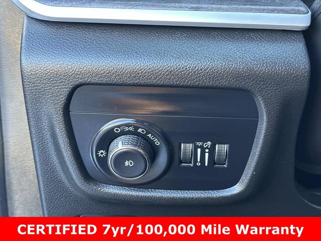 Used 2023 Jeep Grand Cherokee Limited image 25