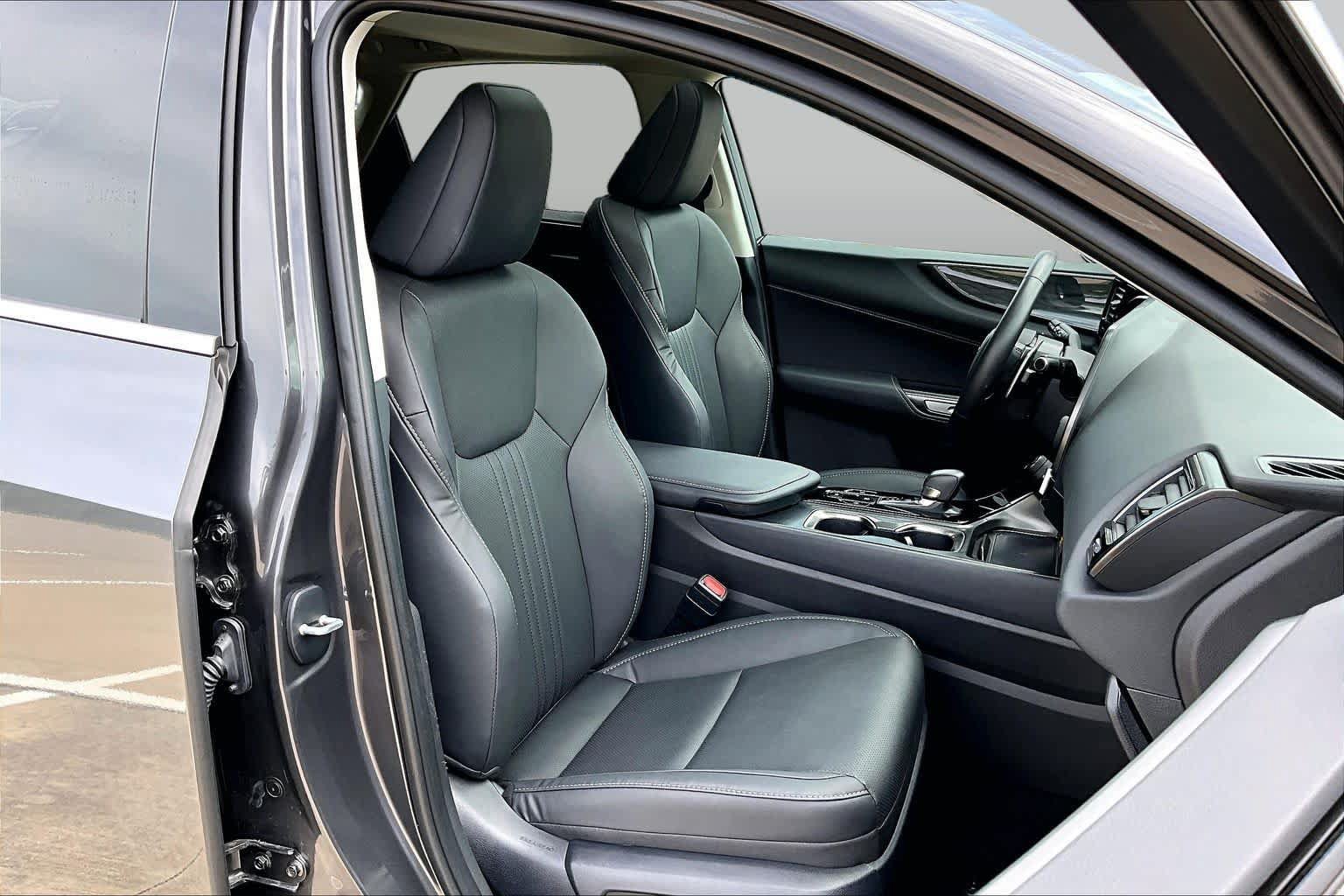 Certified 2025 Lexus NX 250 FWD w/ Accessory Package (Z1) image 9