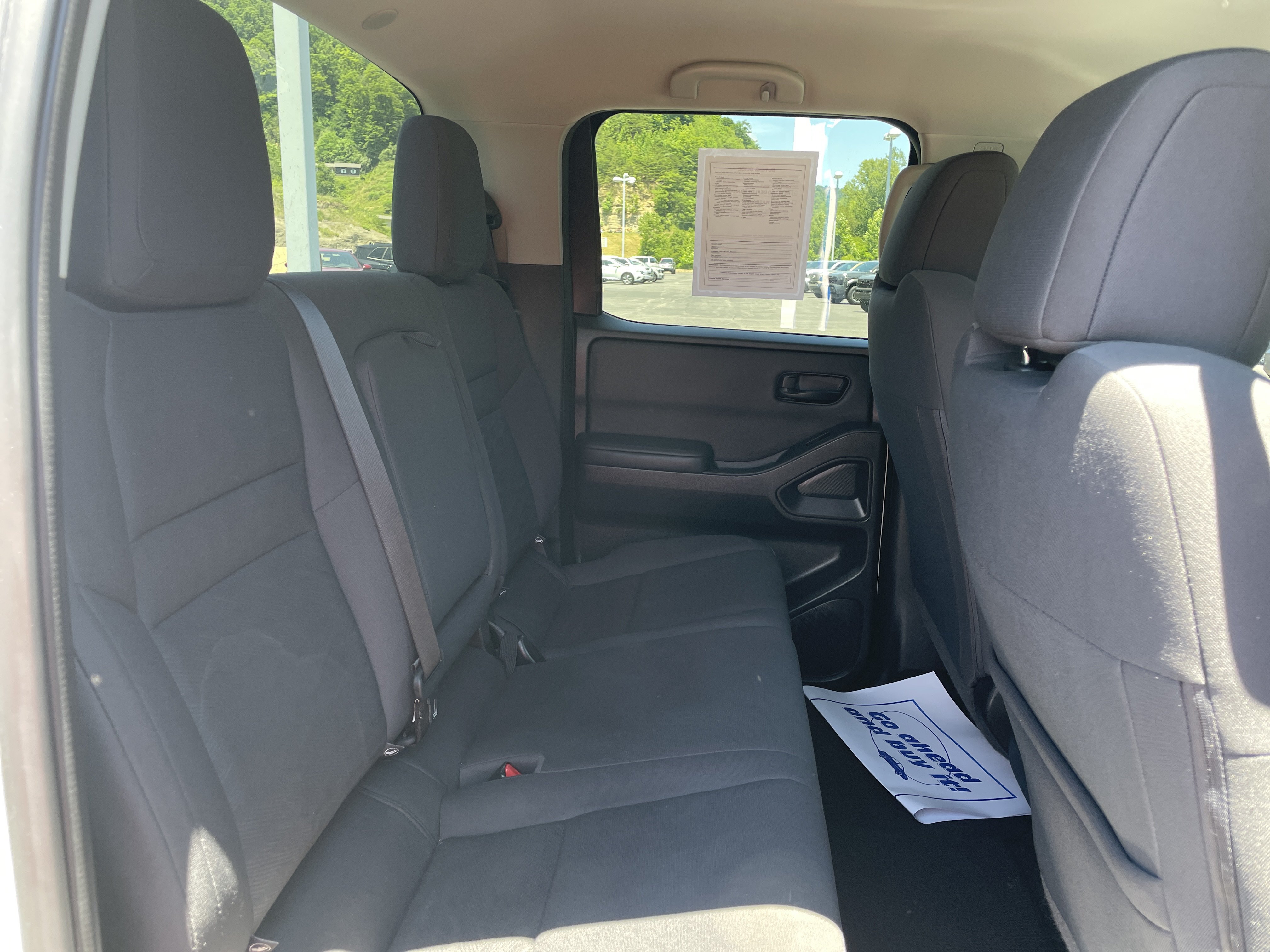 Used 2022 Nissan Frontier S w/ Technology Package AWD/4WD image 28
