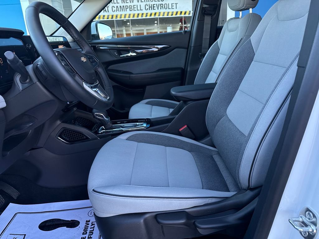 Used 2026 Chevrolet TrailBlazer LT w/ LT Cold Weather Package image 11