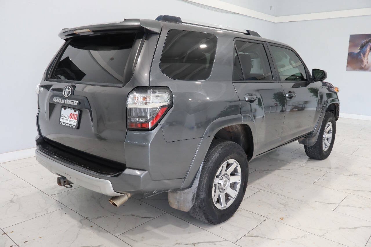 Used 2015 Toyota 4Runner Trail AWD/4WD image 3