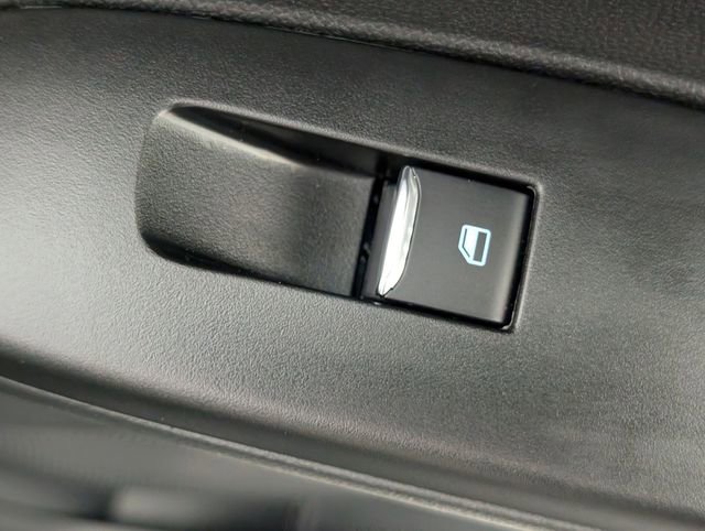 Used 2025 Ford Escape Active FWD image 32