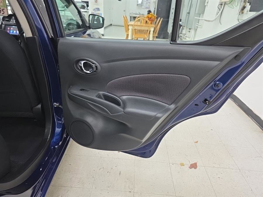 Used 2018 Nissan Versa SV w/ SV Special Edition image 14