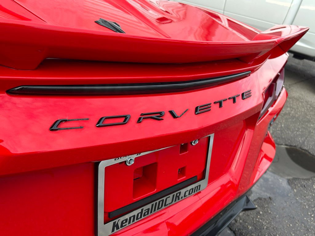 Used 2021 Chevrolet Corvette Stingray Premium Conv w/ Z51 Performance Package RWD image 18