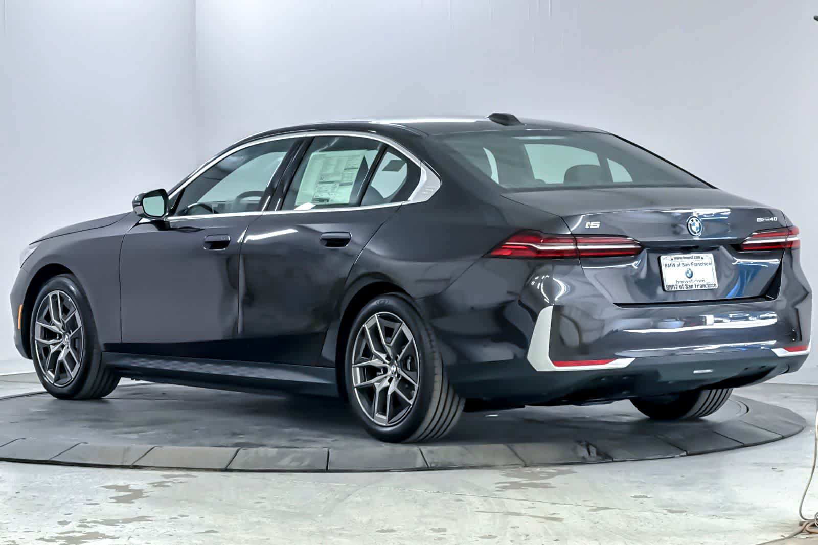 New 2027 BMW i5 M60 RWD image 6