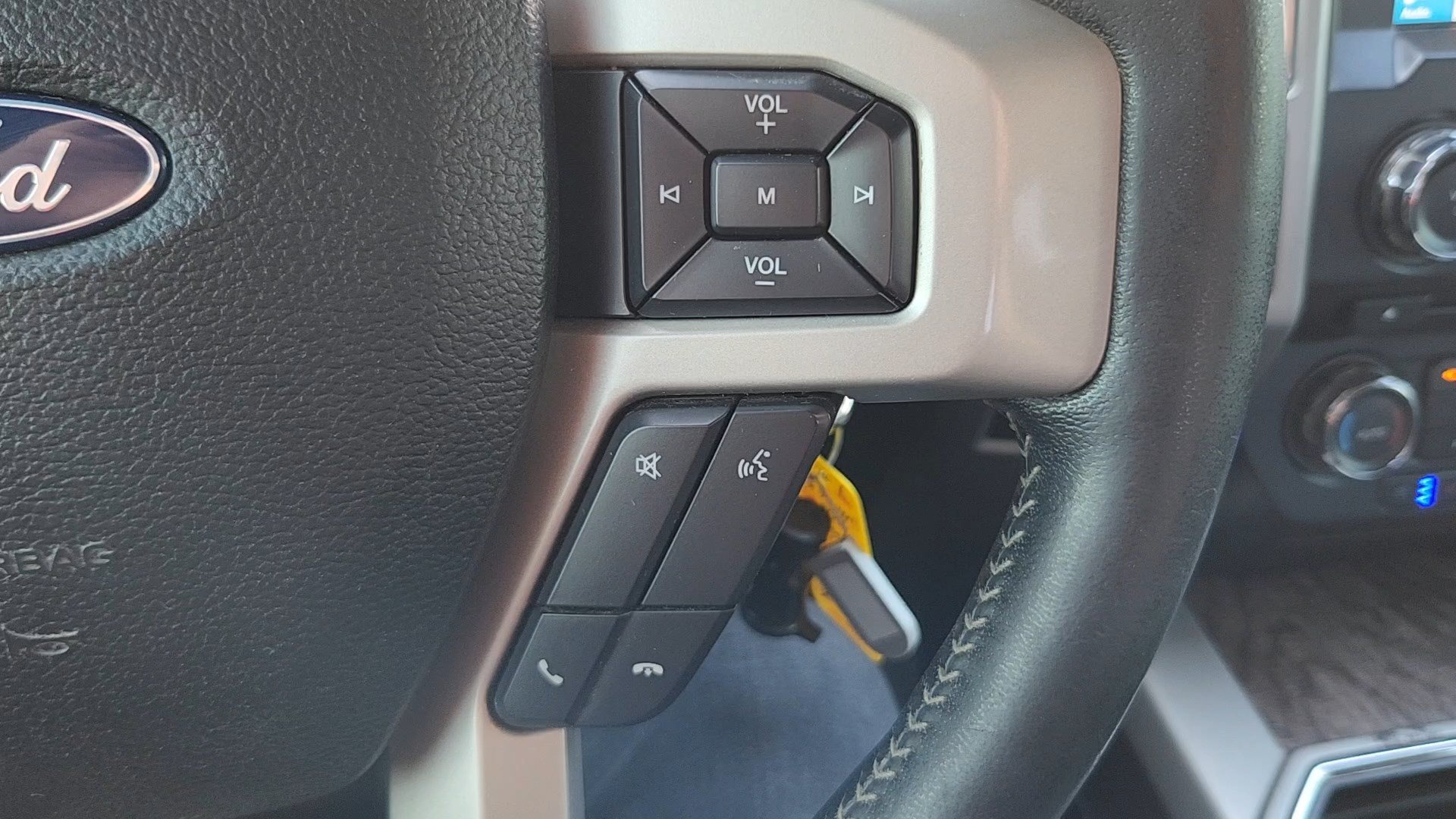 Used 2017 Ford F350 Lariat w/ Tow Technology Bundle AWD/4WD image 12