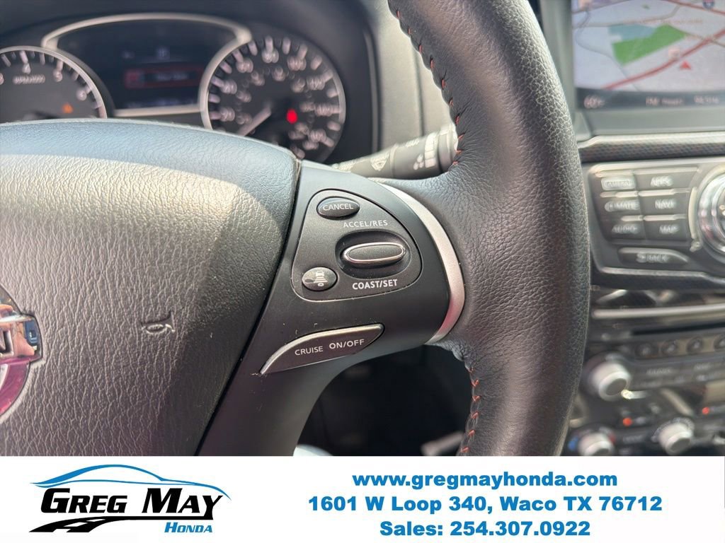 Used 2019 Nissan Pathfinder SL FWD image 11