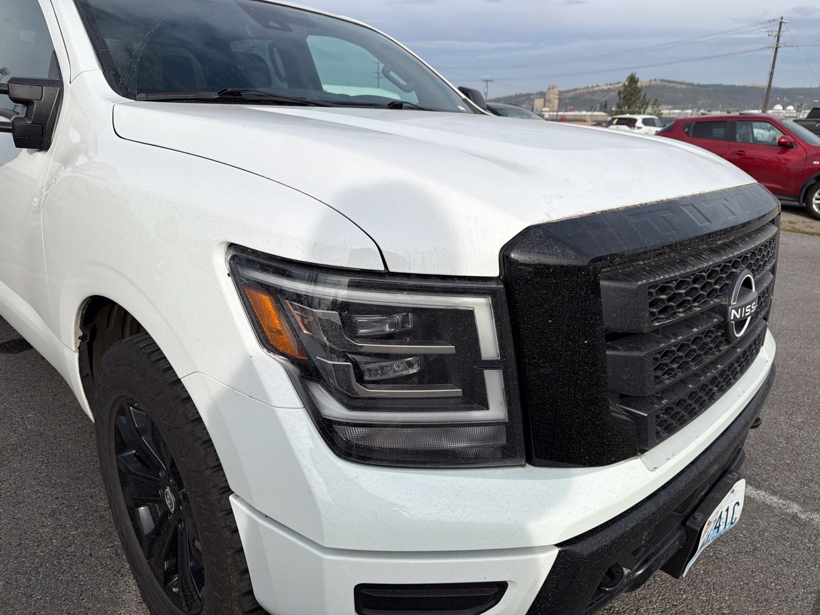 Used 2023 Nissan Titan SV w/ SV Convenience Package AWD/4WD image 3