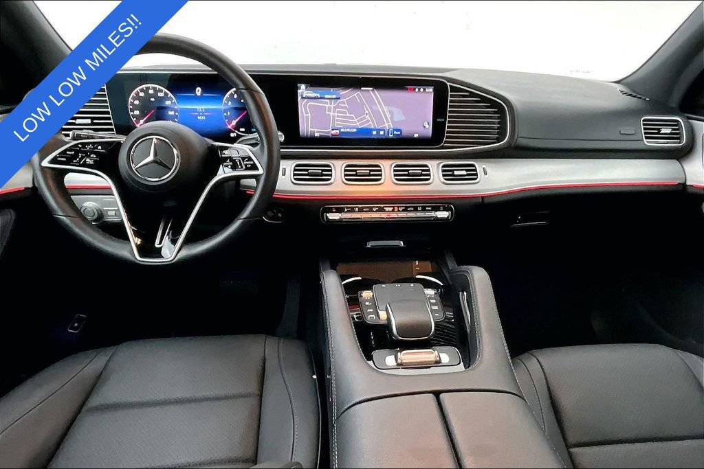Used 2025 Mercedes-Benz GLS 450 4MATIC image 19