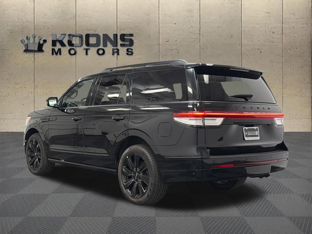 Used 2023 Lincoln Navigator Black Label image 6