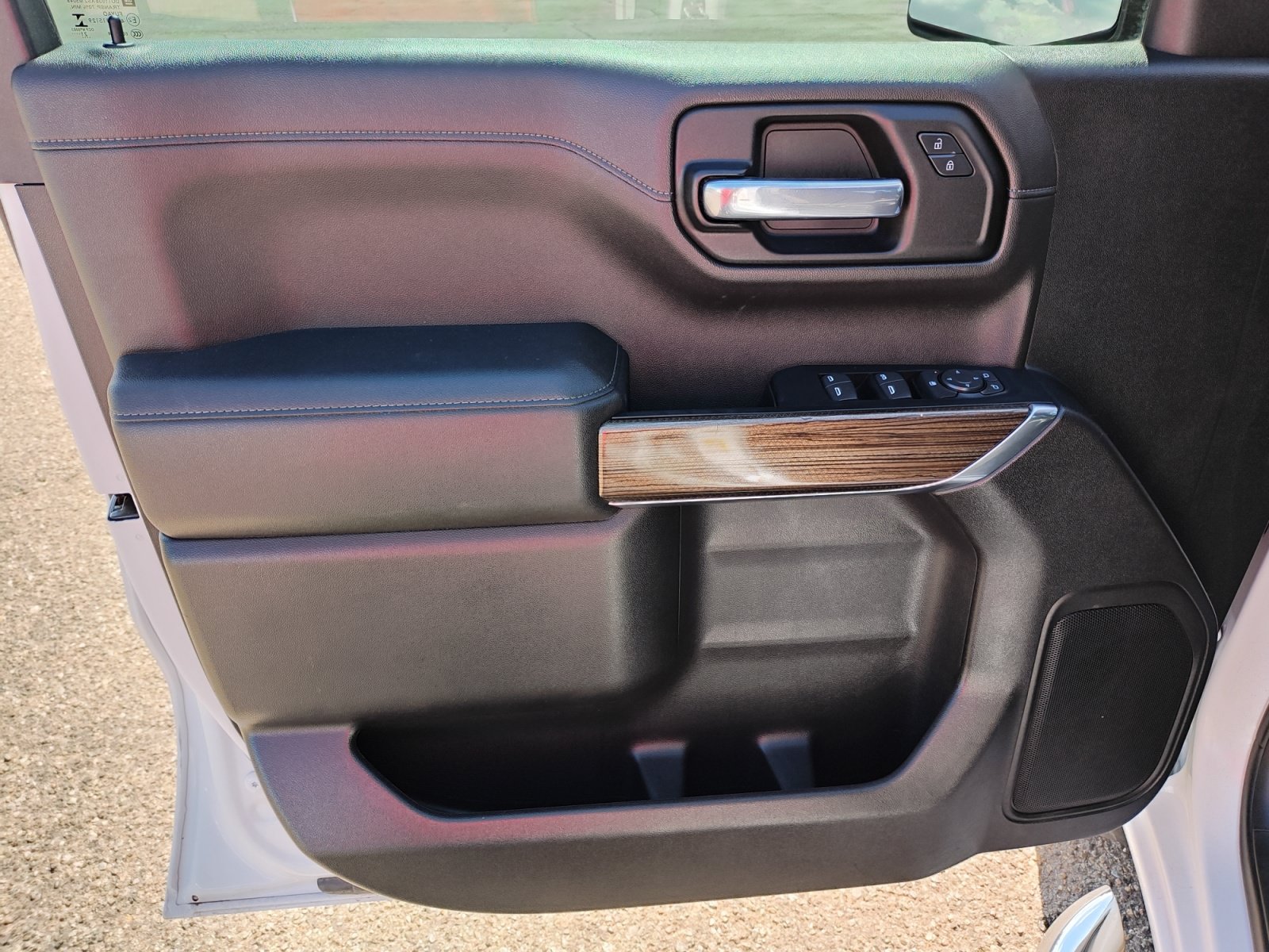 Used 2021 Chevrolet Silverado 1500 LT w/ Bed Protection Package AWD/4WD image 14