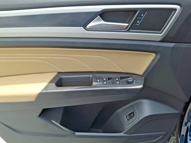 Used 2023 Volkswagen Atlas Cross Sport SEL R-Line AWD/4WD image 14
