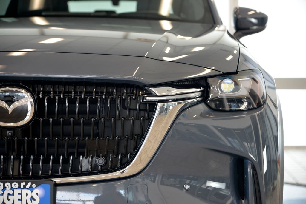 Certified 2026 MAZDA CX-90 Plug-In Hybrid w/ Premium Plus AWD/4WD image 11