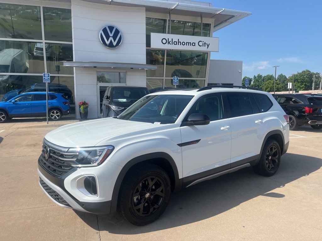 Used 2024 Volkswagen Atlas Peak Edition SE
