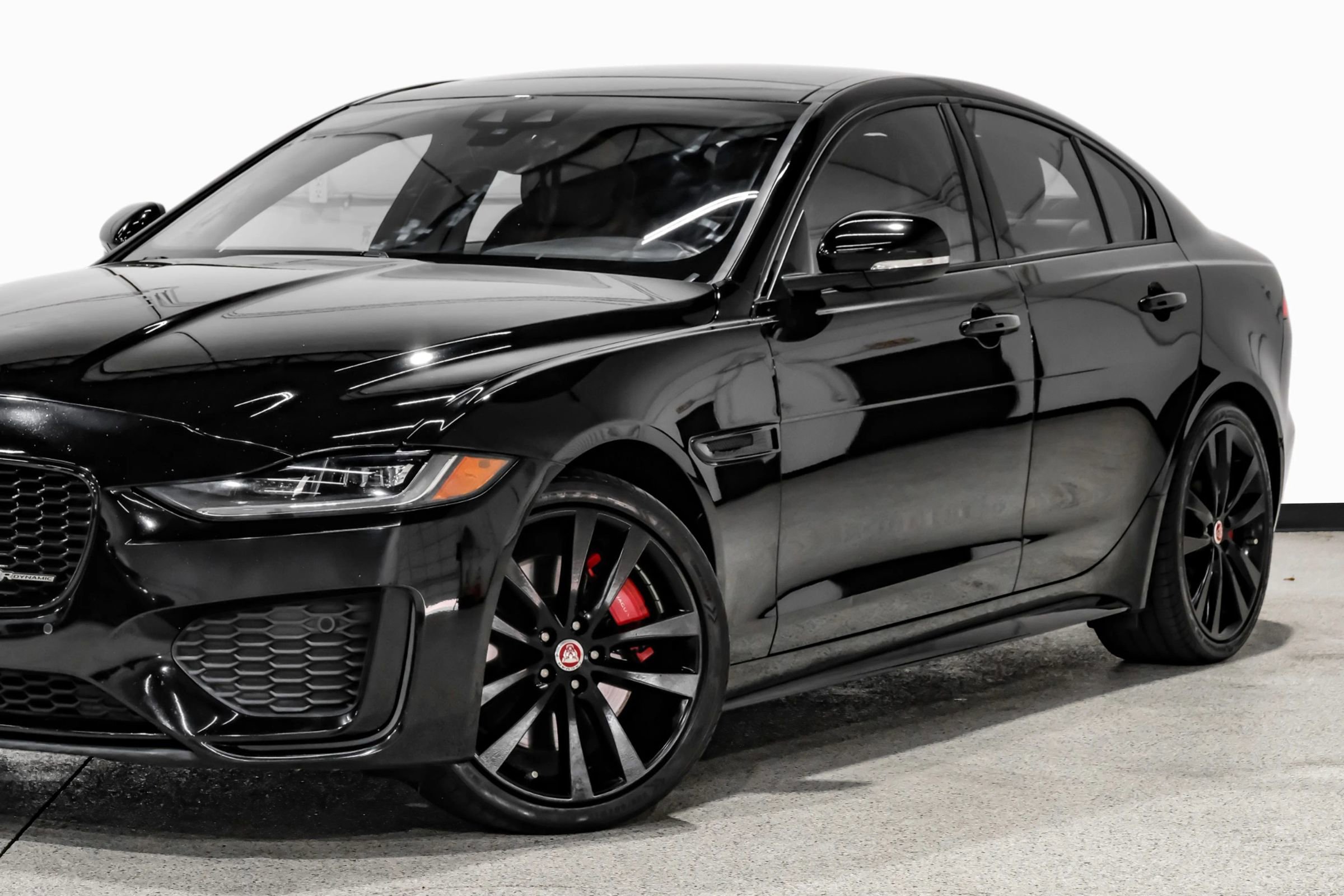 Used 2020 Jaguar XE R-Dynamic S AWD/4WD image 11