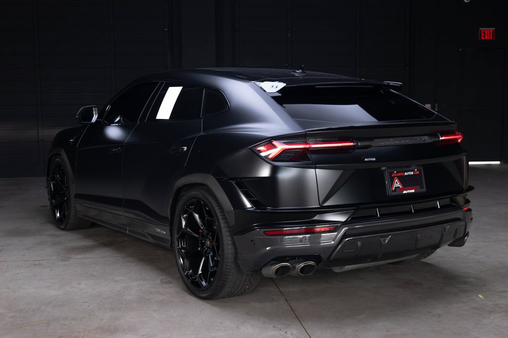 Used 2024 Lamborghini Urus Performante AWD/4WD image 24