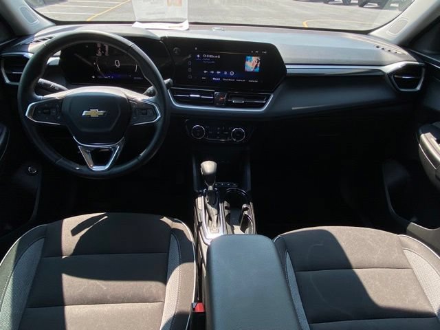 Used 2024 Chevrolet TrailBlazer LT w/ Convenience Package AWD/4WD image 23